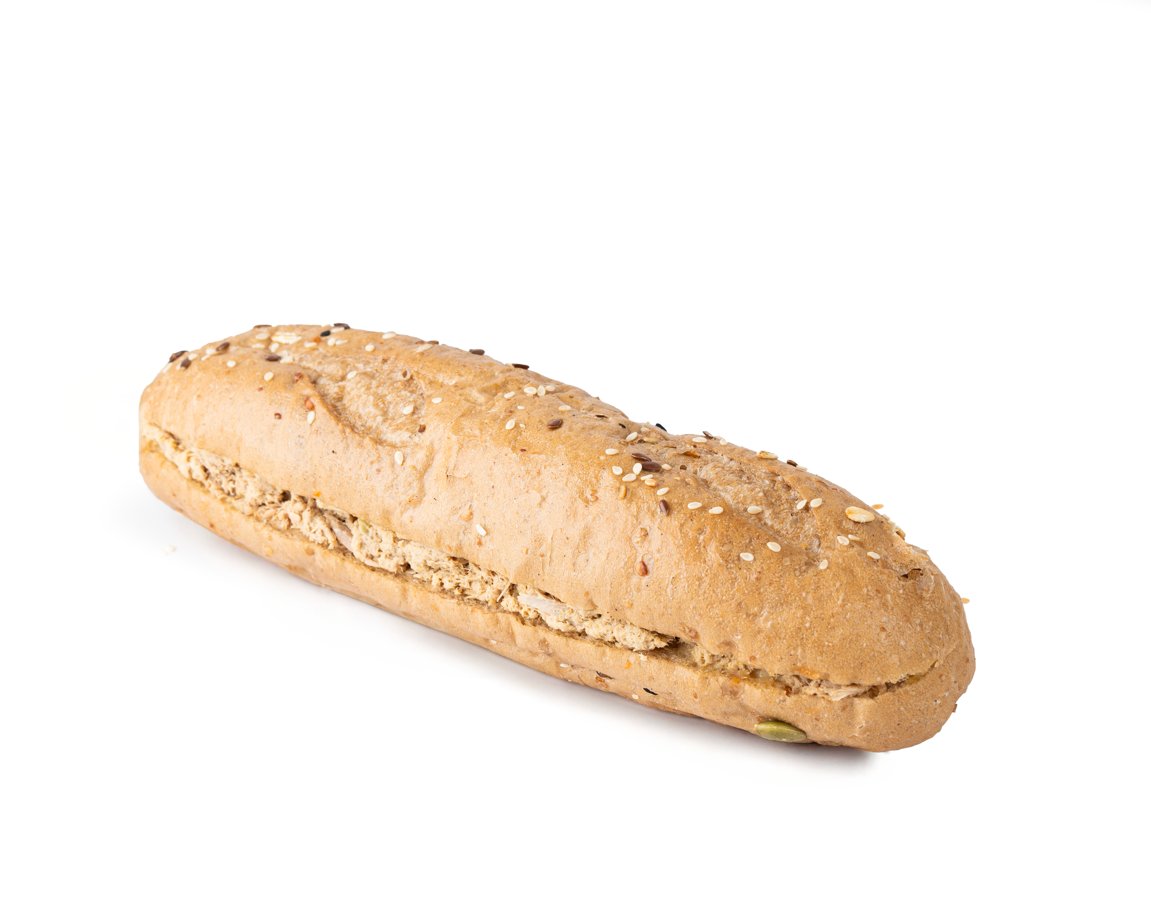 ساندويتش التونة مع الخبز الألماني (مع الحبوب)